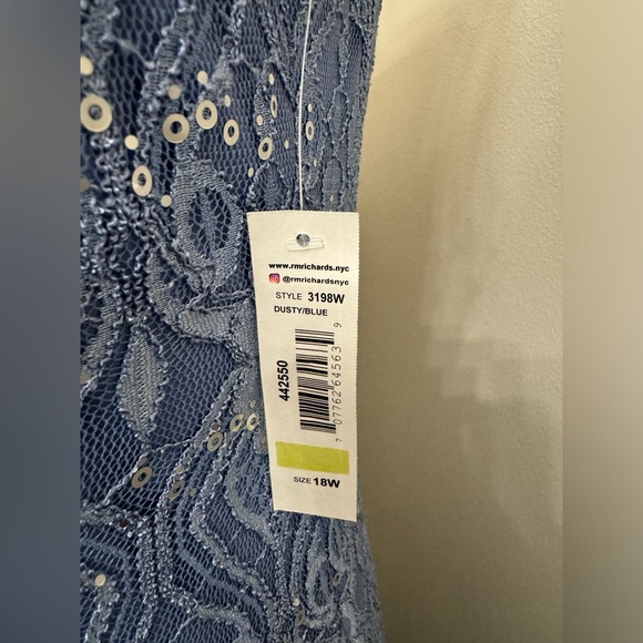 Plus Sequin Dress 💙 - Picture 11 of 11